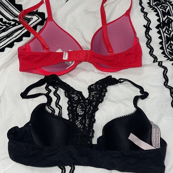 Bundle of VS/Pink bras - Picture 4 of 4